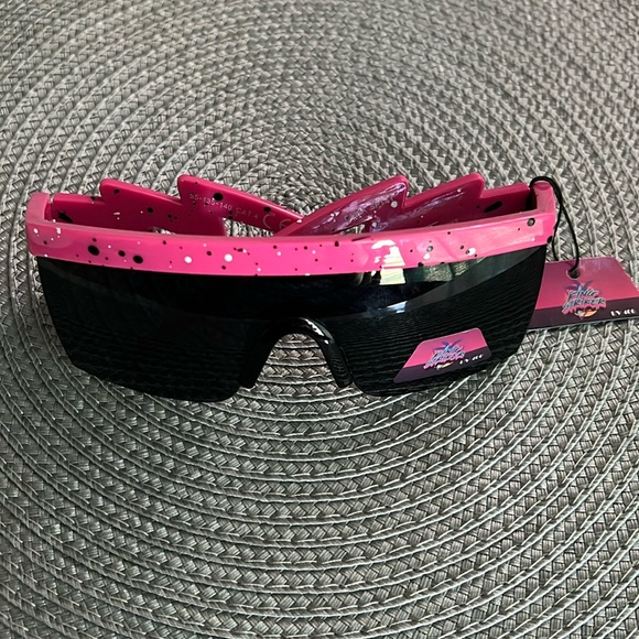 😎 KS Retro Sunglasses - Picture 1 of 4